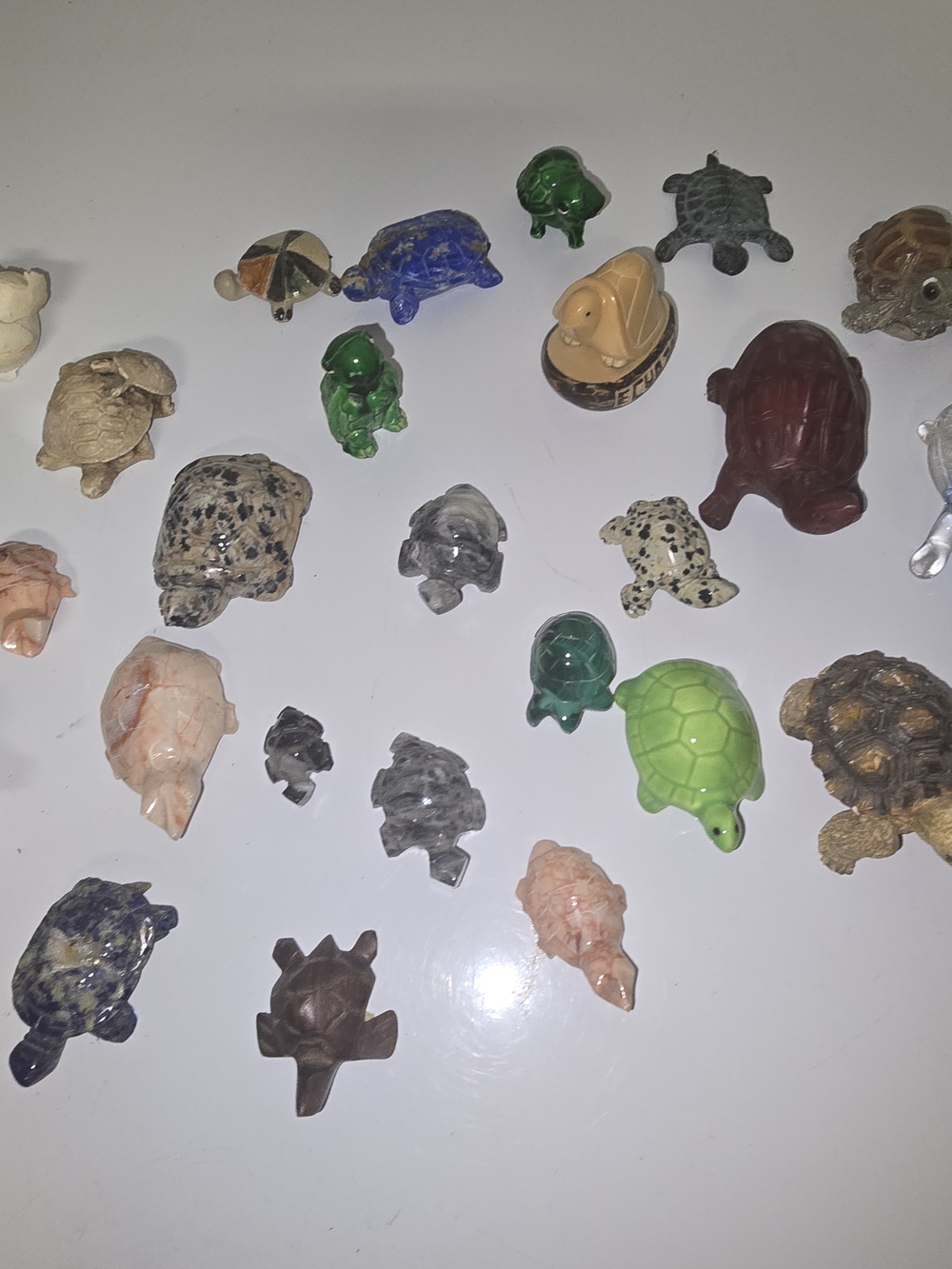 Mixed Mini Turtle Figurine Lot - Multicolor Includes 28 - Picture 7 of 7